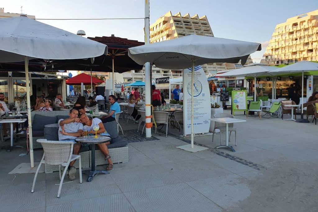 Studio Cabines 6 Couchages 150 M De La Plage Et A Quelques Secondes Des Commerces Wifi Gratuit La Grande-Motte Esterno foto